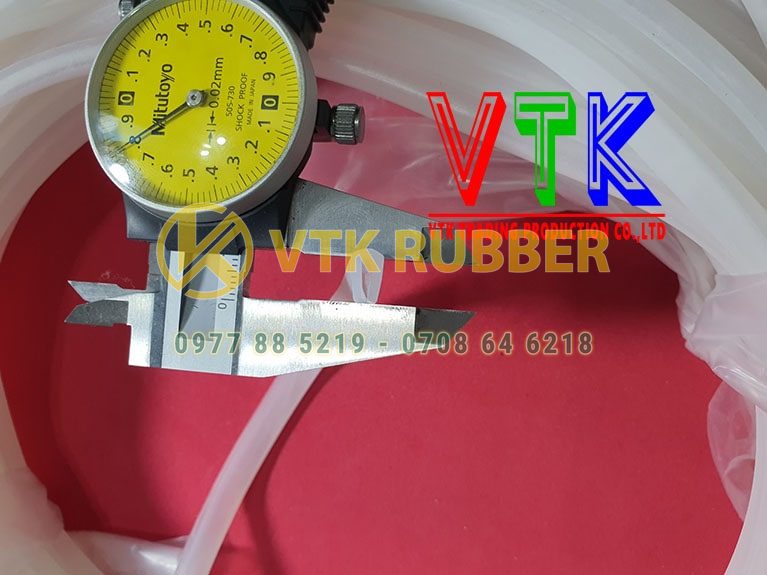 11 dia chi ban ron silicone cao su mau do chu p o tinh tuyen quang 04 min