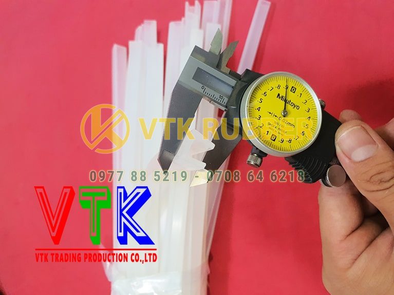 17 xuong san xuat ron silicon cao su chu l o tinh ha nam 06 min
