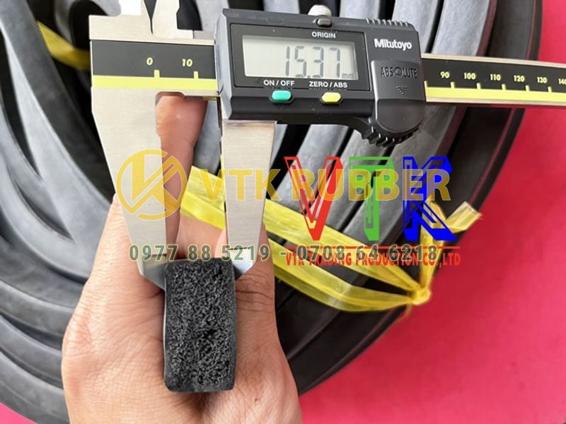 xuong san xuat ong deo silicone o tinh bac ninh  min