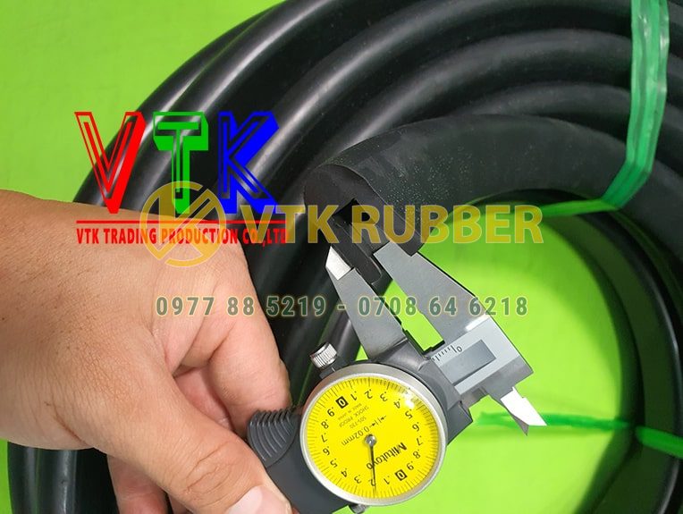 032 san xuat gioang silicon chiu nhiet chu tiet dien vuong trang do tp da nang 05 min