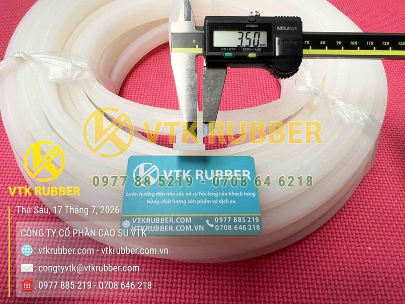 Ron silicon chữ D chọn đúng quy cách, lắp kín không hở