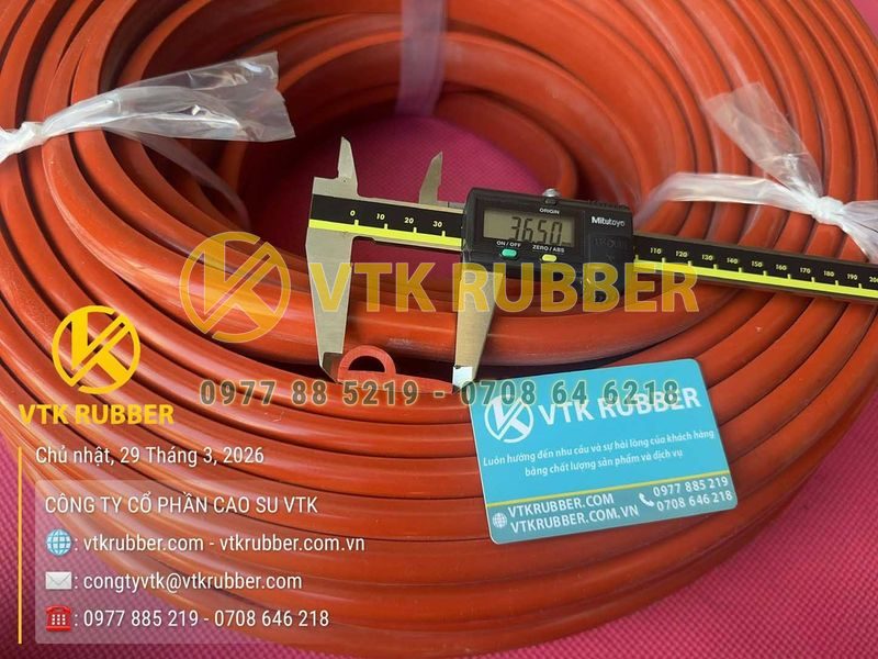 Ron silicon đỏ chữ P 36.5x13x4