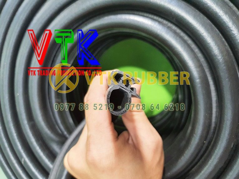 023 xuong cung cap giang silicon mau trang vang den chu t o tinh ninh binh 03 min